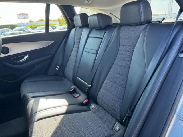 MERCEDES CLASSE E BREAK 200d BVA 9G-Tronic + Pack Parking + Pack Navigation + Sièges avant chauffant