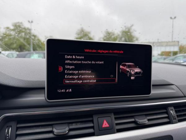 AUDI A4 AVANT S line 2.0 TDI 150cv S-tronic + TOIT PANO + Bang & Olufsen + CAMERA DE RECUL + ATTELAGE ELEC