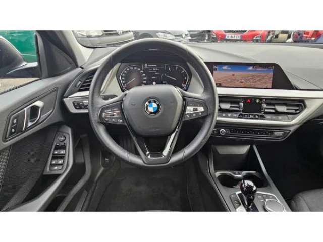 BMW SERIE 1 Advantage 116dA + Carplay + Radar AV et AR + Régulateur de vitesse + Ja16