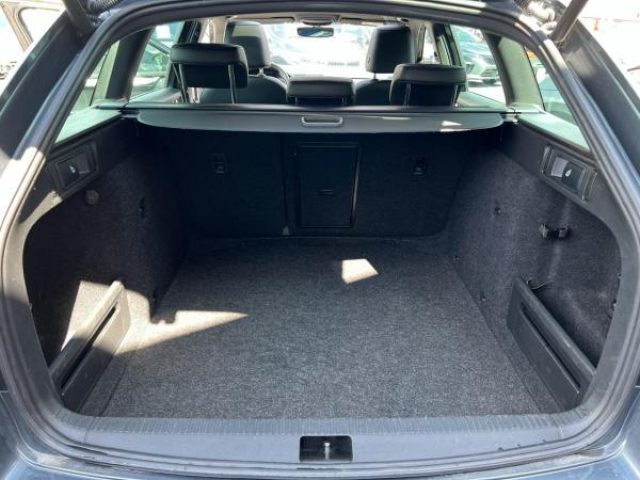 SKODA Octavia combi 1.6 TDI 116cv + Toit ouvrant panoramique + Camera de recul + Amundsen + Sieges AV Chauf