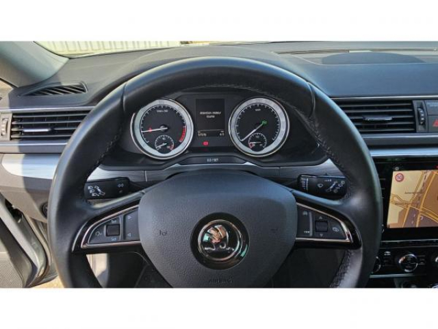 SKODA SUPERB COMBI BUSINESS 1.6 TDI 120cv DSG7 + Sellerie Cuir + Sièges avant chauffants + Roue de secours