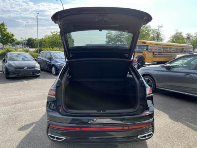 VOLKSWAGEN TAIGO R-Line  1.0 TSI 110cv DSG7 inclus Matrix LED IQ.LIGHT et Camera de recul + Roue de Secours