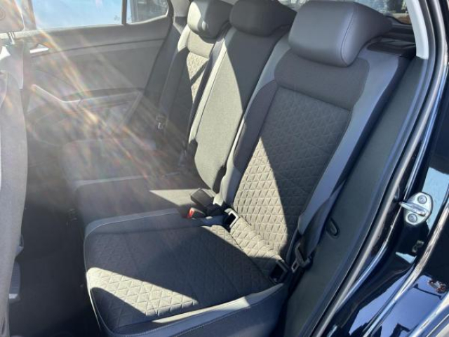 VOLKSWAGEN T-CROSS STYLE 1.6 TDI 95cv DSG7 + Pack LED + Camera de recul + Sieges AV Chauffants