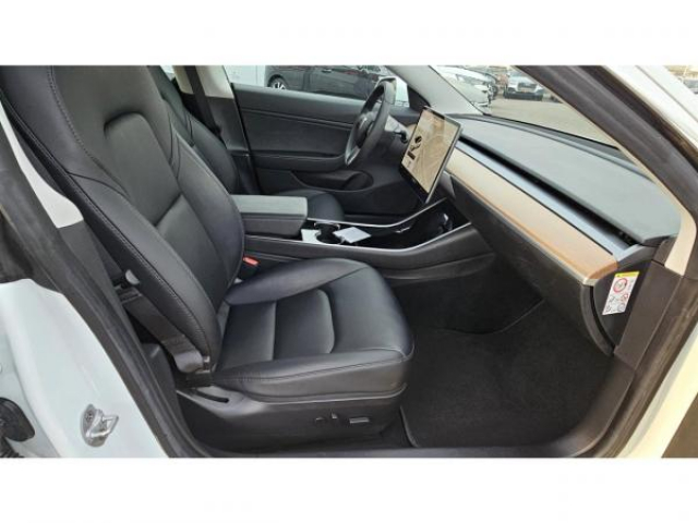 TESLA MODEL 3 RWD Standard Plus 50kWh