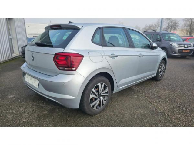 VOLKSWAGEN POLO Confortline 1.6 TDI 95cv DSG7 + Radar AV et AR + Détecteur Angle mort + Antibrouillard AV