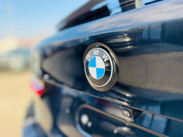 BMW SERIE 5 TOURING M-Sport 520d 190cv + Toit ouvrant panoramique + Driving Assistant + ACC avec Stop&Go