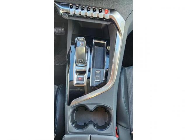 PEUGEOT 3008 Allure Pack 1.5 BlueHDi 130cv EAT8+Pack City2+Hayon motorise+Siege AV Chauffant