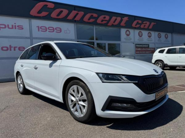SKODA Octavia combi Style 2.0 TDI 150cv DSG7 + Attelage