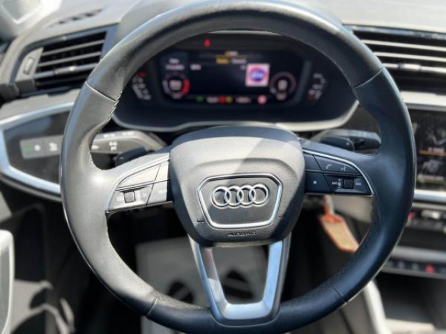 AUDI Q3 SPORTBACK 35 TDI 150cv  S-tronic Design + JA19 + MMI NAVIGATION +full led + Attelage