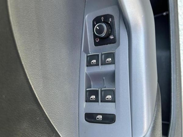 VOLKSWAGEN T-CROSS STYLE 1.6 TDI 95cv DSG7 + Pack LED + Camera de recul + Sieges AV Chauffants