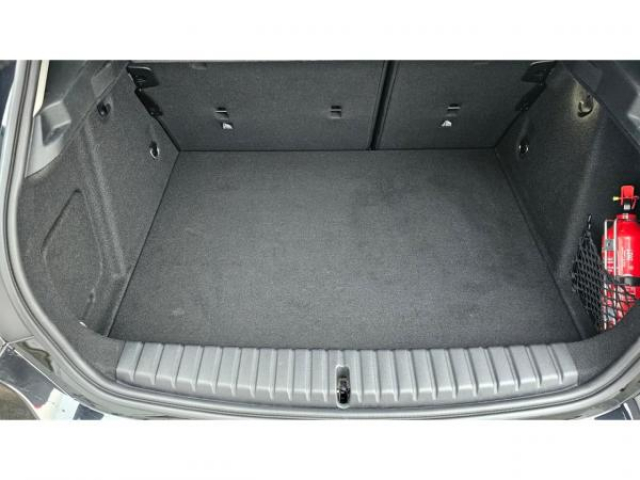 BMW SERIE 1 Advantage 116dA + Carplay + Radar AV et AR + Régulateur de vitesse + Ja16