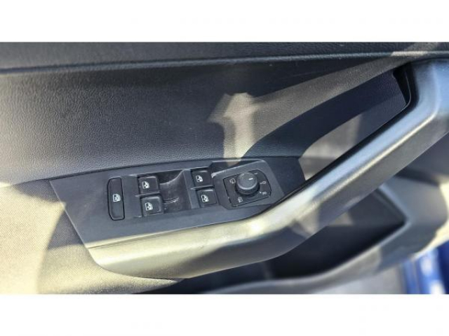 VOLKSWAGEN POLO LIFE 1.0TSI 95cv DSG7 + Camera de Recul + Antibrouillard + Digital Cockpit Pro + Clim auto