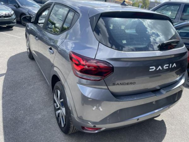 DACIA SANDERO EXPRESSION 1.0 ECO-G 100cv + Climatisation automatique + Sieges AV Chauffants + NEUF 0KM