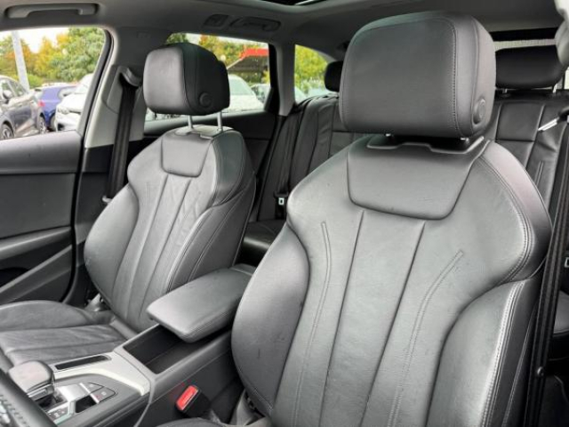 AUDI A4 AVANT S line 2.0 TDI 150cv S-tronic + TOIT PANO + Bang & Olufsen + CAMERA DE RECUL + ATTELAGE ELEC