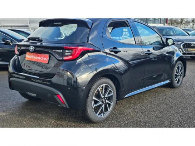 TOYOTA YARIS Design Hybrid 1.5L 116cv BVA e-CVT 1ere Main