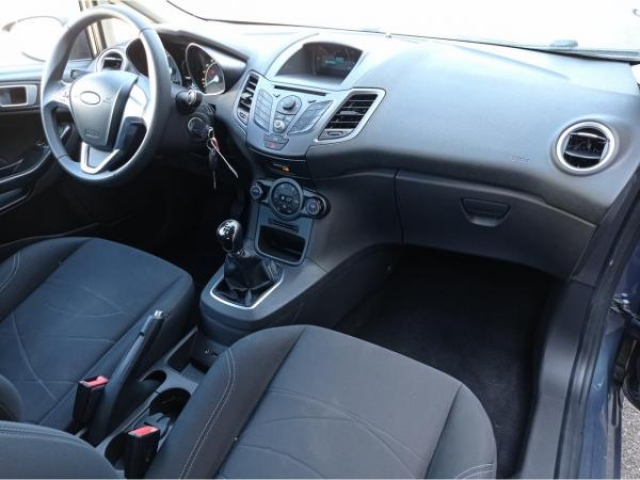FORD FIESTA Trend 1.25i 82cv