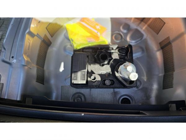 VOLKSWAGEN POLO Life 1.0 TSI 95cv + Climatisation automatique + Vitres arrière surteintées