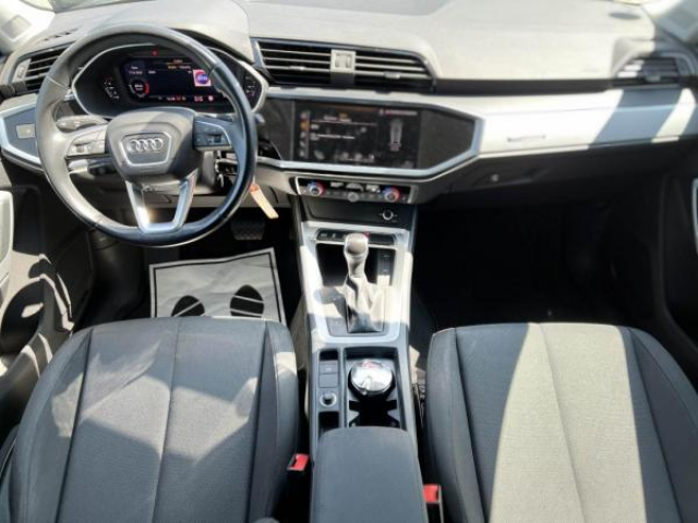 AUDI Q3 SPORTBACK 35 TDI 150cv  S-tronic Design + JA19 + MMI NAVIGATION +full led + Attelage