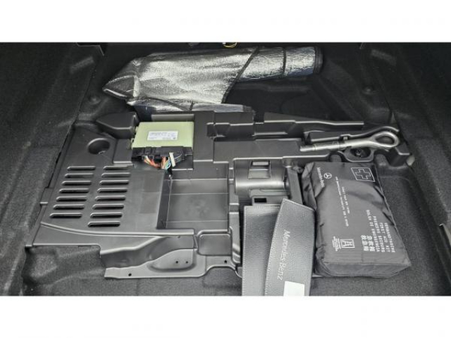 MERCEDES CLASSE A BERLINE Business Line 2L 180d BV 8G-DCT + INTEGRATION SMARTPHONE + écran 10,25 + Sièges chauff