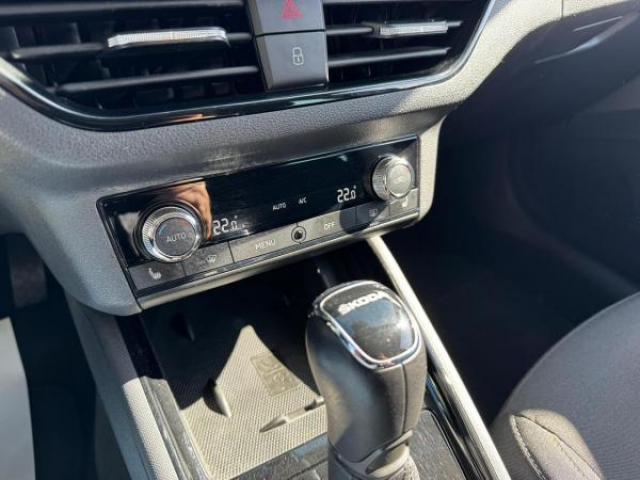 SKODA SCALA Ambition 1.6 TDI 116cv DSG7 + Digital Cockpit + Attelage Elec + Sièges AV Chauffant