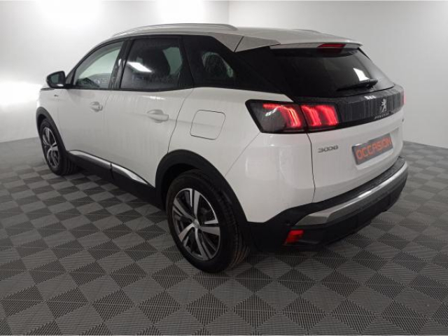 PEUGEOT 3008 Allure Pack HYBRID 225 e-EAT8 + Pack City 2 + Pack Drive Assist Plus