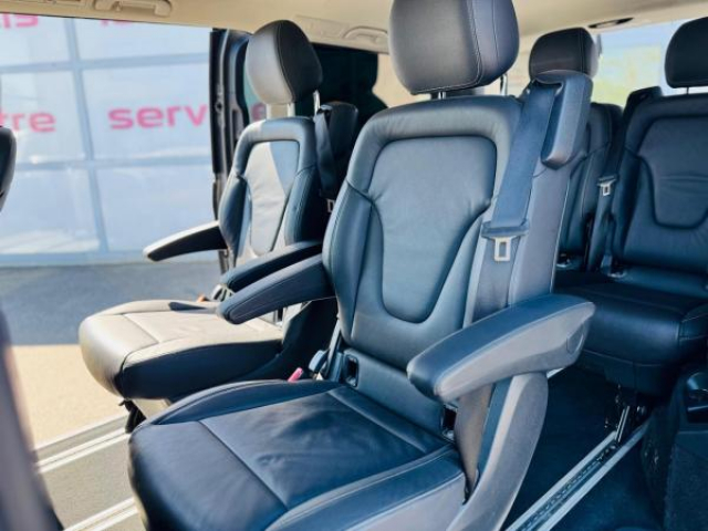 MERCEDES CLASSE V Design Long 220d BVA 9G-Tronic + Attelage amovible + Pack parking + JA19 + TVA RECUPERABLE