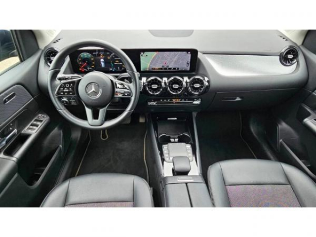 MERCEDES CLASSE B Business Line 180d 7G-DCT + Intégration smartphone + Sièges avant Chauffants