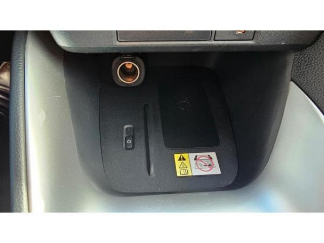 TOYOTA YARIS Design Hybrid 1.5L 116cv BVA e-CVT 1ere Main