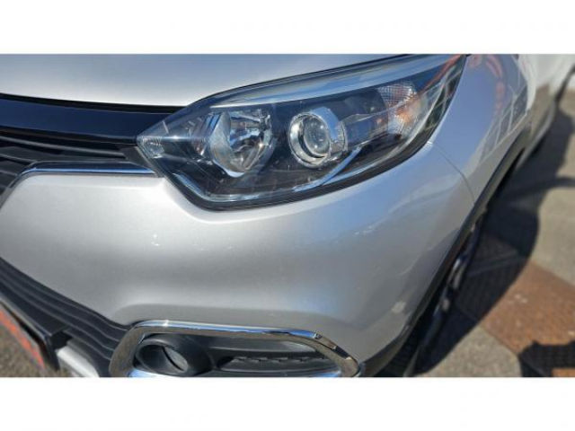 RENAULT CAPTUR Xmod TCe 90cv + Extended Grip + Sièges avant chauffants + Roue de Secours