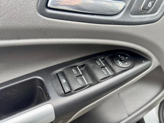 FORD TRANSIT CONNECT/TOURNEO CONNECT GRAND TOURNEO CONNECT Titanium 1.5 EcoBlue 120cv 7 Places + Camera de Recul + Radar AV/AR