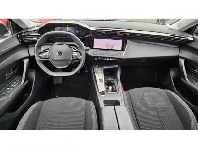 PEUGEOT 308 SW ACTIVE PACK 1.5 BlueHDi 130cv EAT8 + Sièges AV chauffants + Attelage + Navigation connect