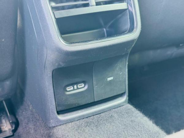 SKODA Octavia combi Ambition 2.0 TDI 116cv DSG7 + Camera de Recul + Sieges AV Chauffant + Roue de Secours