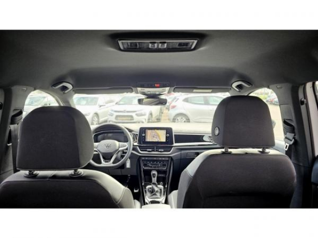 VOLKSWAGEN T-ROC R-LINE 2.0 TDI 150cv DSG7 + ATTELAGE AMOVIBLE + SIEGE ERGOACTIVE CHAUFFANT + MASSANT COTE CONDUCTEUR