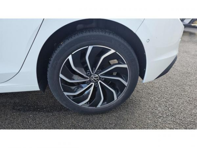 VOLKSWAGEN GOLF Life 2.0 TDI 116cv + Camera de Recul + Travel Assist + Keyless + Alarme + Dicover Pro + JA17