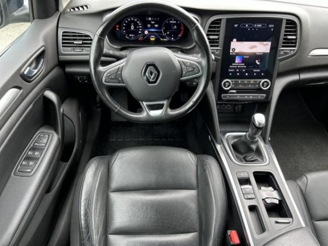 RENAULT Megane Estate Intens 1.5 Blue dCi 115cv + Bose Sound System + Pack Cuir + Easy Parking