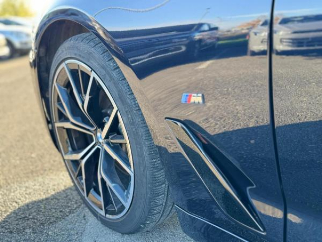 BMW SERIE 5 TOURING M-Sport 520d 190cv + Toit ouvrant panoramique + Driving Assistant + ACC avec Stop&Go