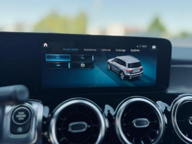 MERCEDES GLB AMG Line 200d 8G-DCT 150cv + 7 PLACES