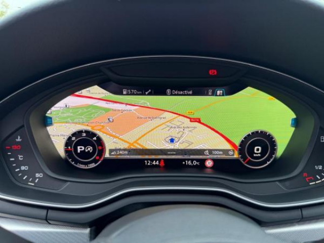 AUDI A4 AVANT S line 2.0 TDI 150cv S-tronic + TOIT PANO + Bang & Olufsen + CAMERA DE RECUL + ATTELAGE ELEC