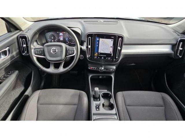 VOLVO XC40 Momentum D3 150cv BVA Geartronic 8 + Pack Hiver + Camera de recul + Navigation