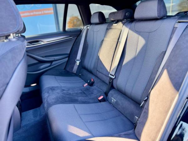 BMW SERIE 5 TOURING M-Sport 520d 190cv + Toit ouvrant panoramique + Driving Assistant + ACC avec Stop&Go