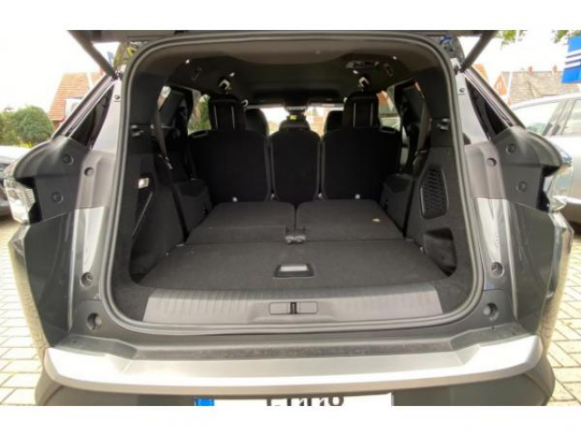 PEUGEOT 5008 GT HYBRID 145cv BVA E-DCS6 7 Places + NEUF 0KM