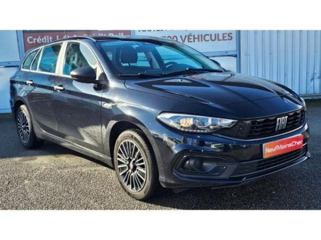 FIAT TIPO SW 1.0 FireFly Turbo 100cv + Système de Navigation