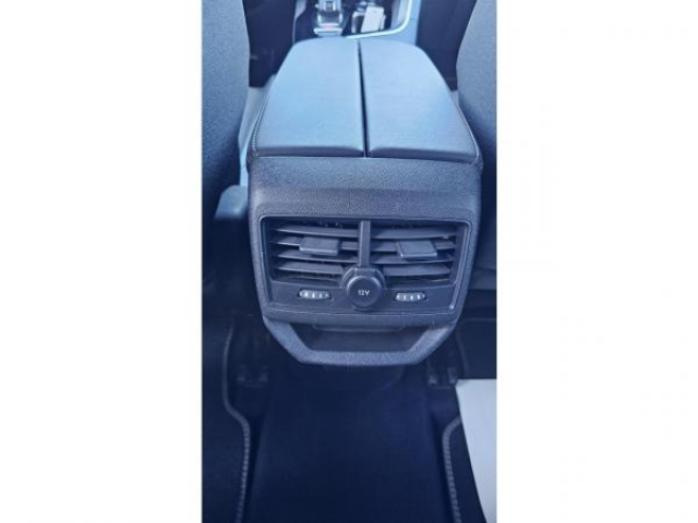 PEUGEOT 3008 GT Line 1.5 BlueHDi 130cv EAT8 + Advanced Grip Control + Pack city 2 + Pack Drive Assist