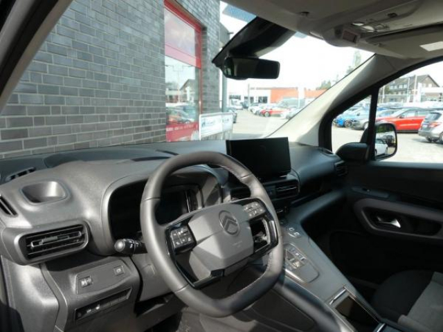CITROEN BERLINGO Max VP M 1.5 BlueHDi 130cv EAT8 + Drive Pack + Navigation et Mirror Screen + NEUF 0KM