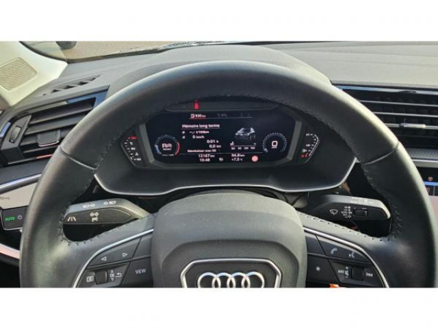 AUDI Q3 35 TDI 150cv S-tronic + Sellerie Cuir + Sieges AV Chauff + Virtual Cockpit + Hayon Elec + RS