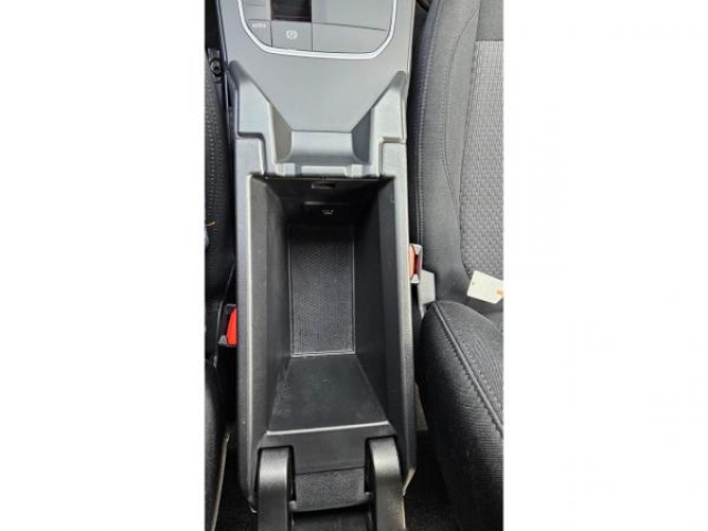 BMW SERIE 1 Advantage 116dA + Carplay + Radar AV et AR + Régulateur de vitesse + Ja16