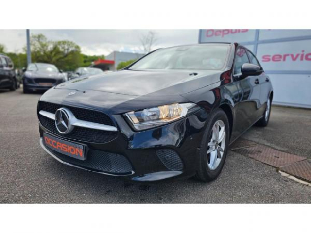 MERCEDES CLASSE A BERLINE Business Line180D BV 8G-DCT + CAMERA DE RECUL + CARPLAY