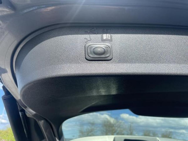 FORD KUGA 2.0 TDCi - 140 4x2  Sport Platinium