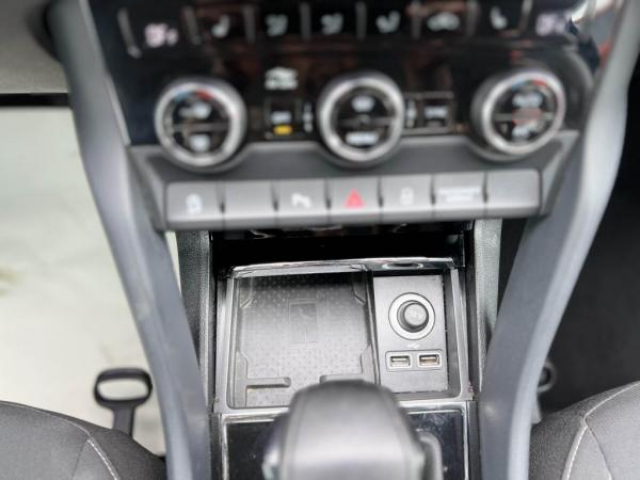 SKODA KAROQ Ambition 1.6 TDI 116cv DSG7 + Régulateur adaptatif + Sound system Canton + Virtual Cockpit