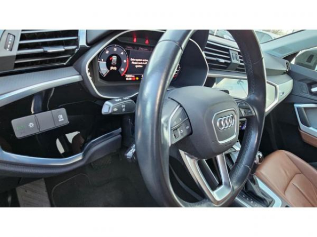 AUDI Q3 Business 35 TDI S-tronic + Virtual Cockpit + Hayon Elec + Cuir + Sieges AV Chauffant